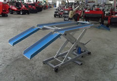 中古花岡車輌 ゼロハイリフト/品番 ZHW-150 問い合わせ番号 Z-0821-6