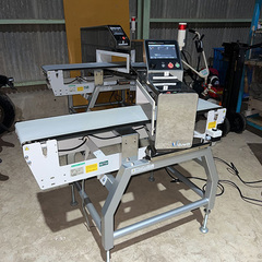 中古アンリツ金属探知機/品番 KDS8124BF 問い合わせ番号 Z-0971-2