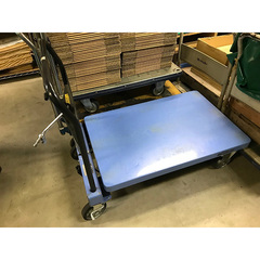 中古をくだ屋技研 手動式リフトテーブルキャデ/品番 LT-H550-9L 問い合わせ番号 Z-01043-3