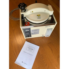 中古 高圧蒸気滅菌器（オートクレーブ）12L／品番　KTR-2322 問い合わせ番号　Z-01054-7