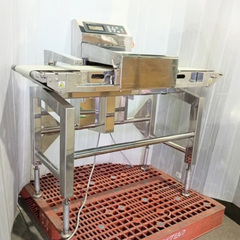 中古アンリツ アルミ包材用金属探知機(H60mm)／品番 KD8200AW 問い合わせ番号　Z-01076-3