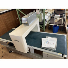 中古アンリツ大型金属探知機(通高250mm 通過幅780mm)／品番 KD301B 問い合わせ番号　Z-01078-1