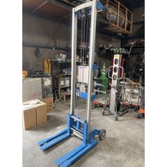 中古ジーニマテリアル手動リフト／品番　M3127VSTA-200KG 問い合わせ番号　Z-01082-4