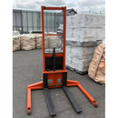 中古電動油圧フォークリフター1100パレット用/品番 EN-D400-15W 問い合わせ番号 Z-01090-1