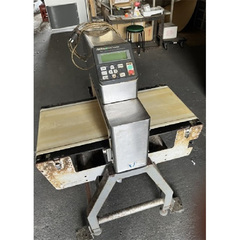 中古アンリツ金属検出機(通過幅450×通過高さ125mm)／品番 KD8125A 問い合わせ番号　Z-01096-7